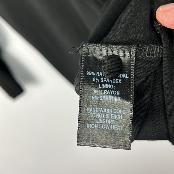 Lulus New with Tag Long Sleeve Mock Neck Mini Little Black Dress Small - Picture 6 of 9